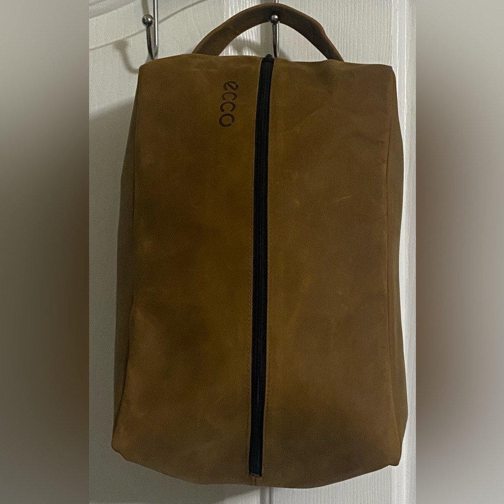 ECCO… LEATHER SHOEBAG